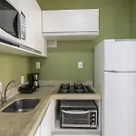 POS53B - Aconchegante, 1 Dorm Climatizado, Garagem, Próximo ao Shopping Atlântico, Wi-Fi